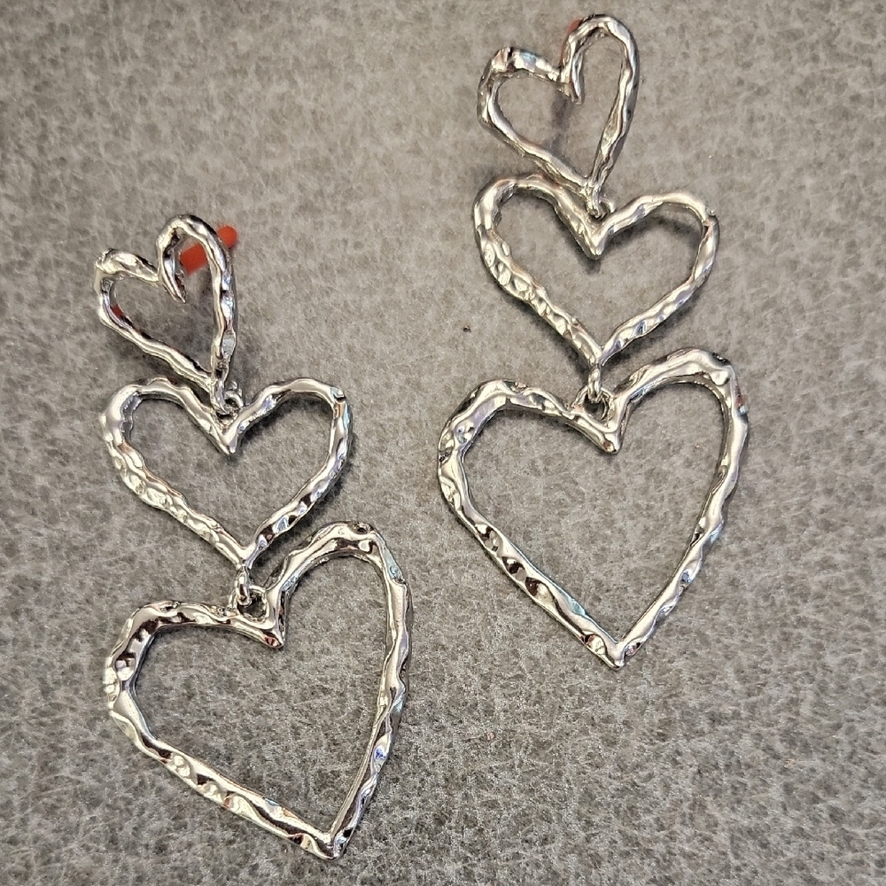 Silver Heart Drop Earrings - Picture 1 of 1